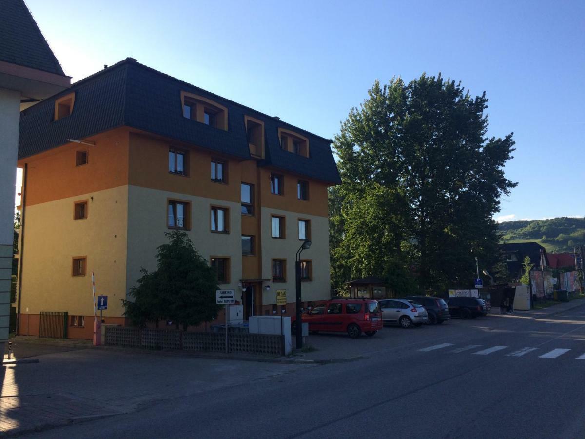 Beska Lejlighed Bešeňová Eksteriør billede